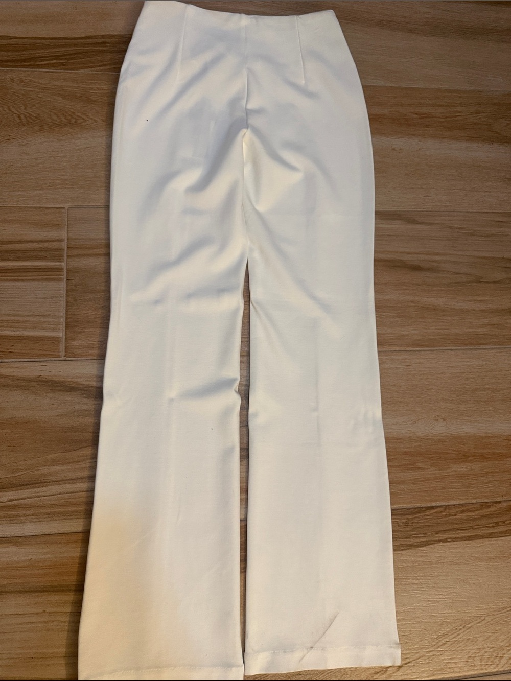 Tahari Off-White Boot-Cut Flare Pants stretch with built in tummy control! - Picture 5 of 12